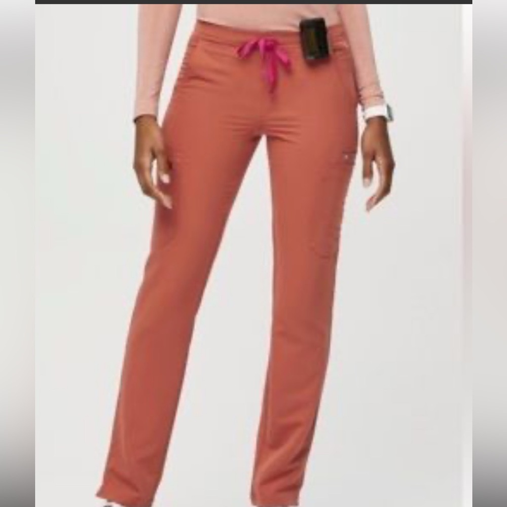 Figs Women's Terracotta with Pink Drawstring size Medium Petite